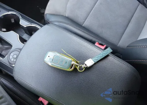 2017 Ford Explorer Xlt z USA, uszkodzony, nr VIN 1FM5K8D83HGD01567